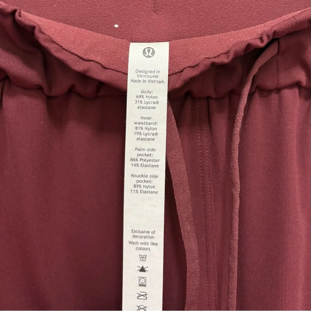 Lululemon Stretch High-Rise Pant 7/8 Length Red Merlot Size 4